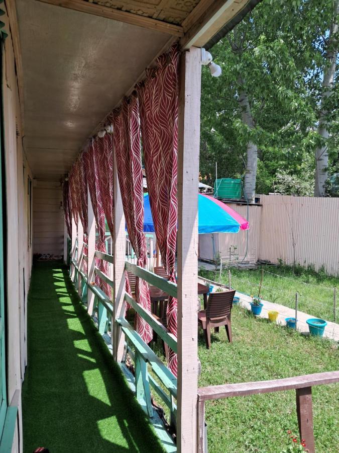 Lakeside Homestay Srinagar Esterno foto